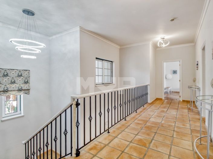 Image No.14-4 Bed House for sale