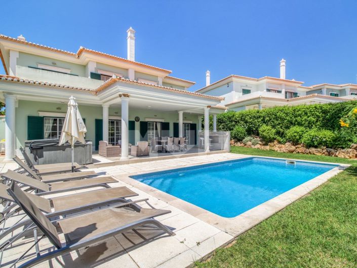 Image No.24-4 Bed House for sale