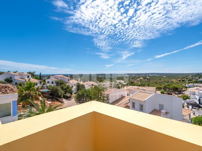 Image No.44-5 Bed House for sale