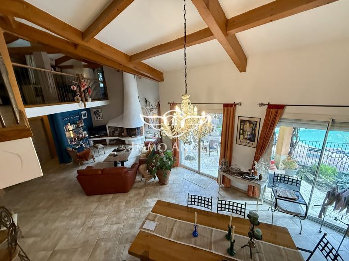 Image No.3-5 Bed House for sale