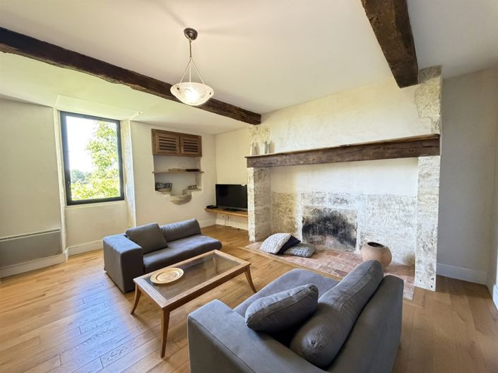 Image No.17-5 Bed House for sale