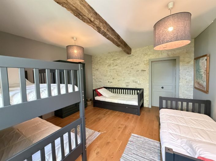 Image No.25-5 Bed House for sale