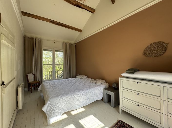 Image No.20-5 Bed House for sale