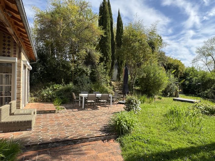 Image No.23-5 Bed House for sale