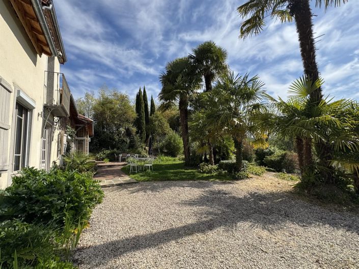 Image No.3-5 Bed House for sale
