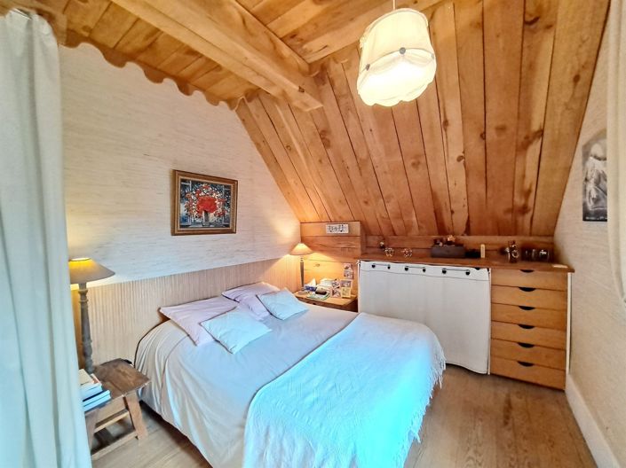 Image No.17-4 Bed House for sale