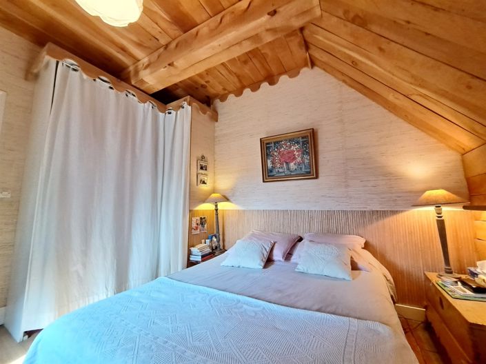 Image No.18-4 Bed House for sale