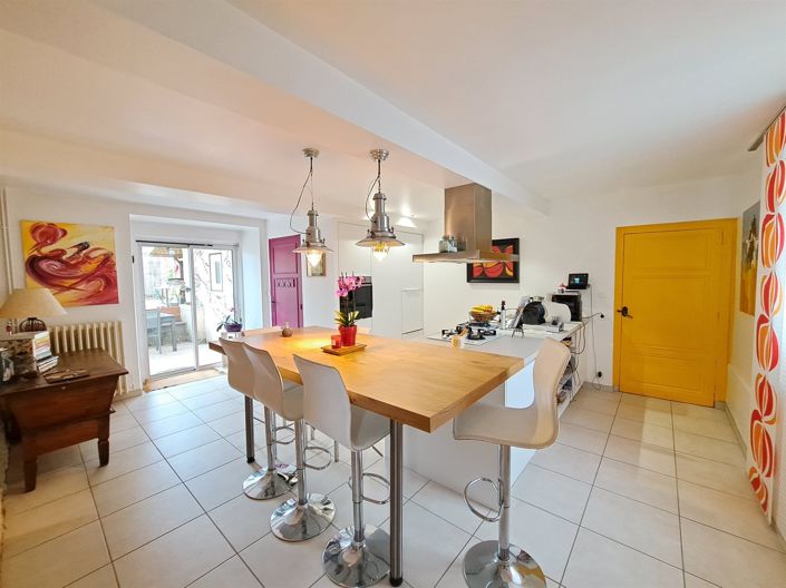 Image No.9-4 Bed House for sale
