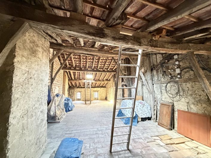 Image No.21-5 Bed House for sale