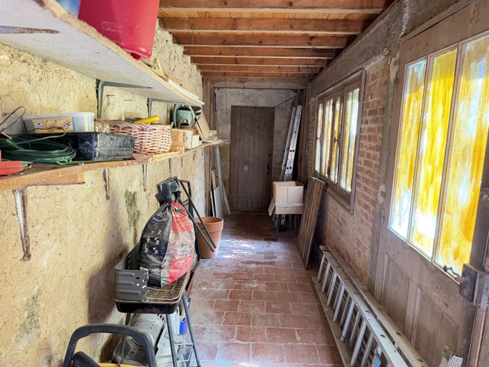 Image No.25-5 Bed House for sale