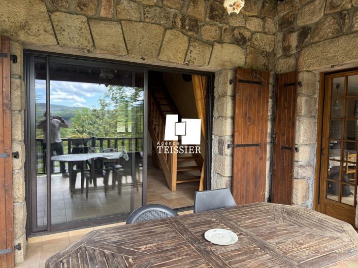 Image No.10-3 Bed House for sale