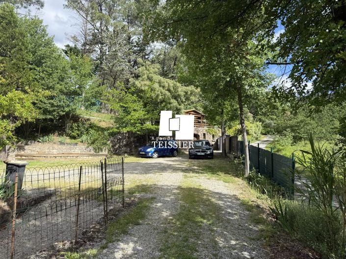 Image No.19-3 Bed House for sale