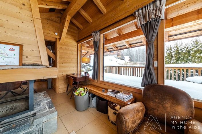 Image No.11-6 Bed House for sale