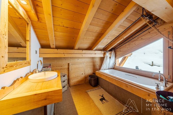 Image No.21-6 Bed House for sale