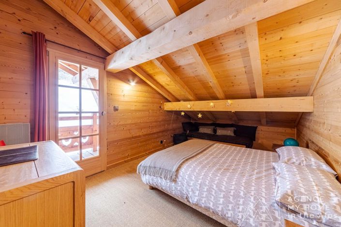 Image No.22-6 Bed House for sale