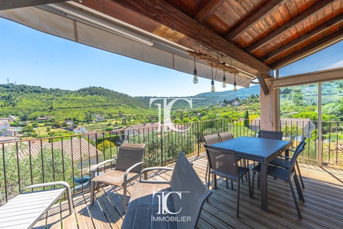 Image No.25-5 Bed House for sale