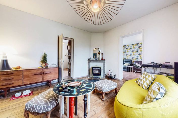 Image No.3-4 Bed House for sale