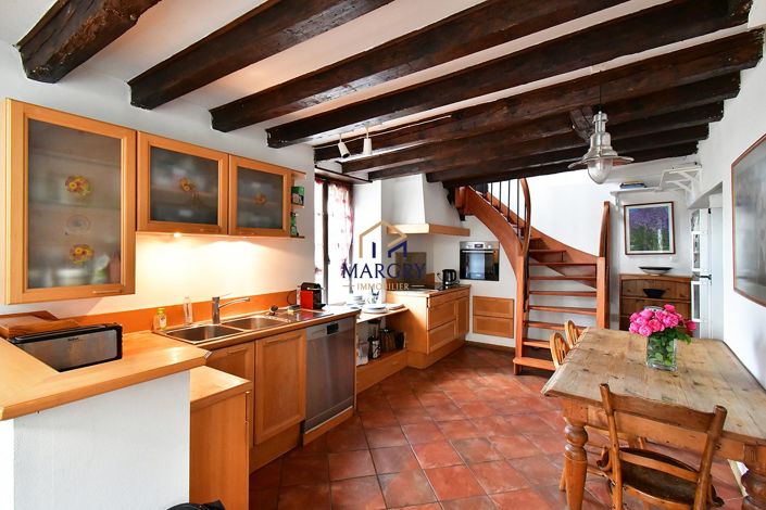 Image No.7-7 Bed House for sale