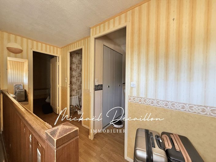 Image No.14-3 Bed House for sale