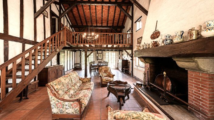 Image No.4-5 Bed House for sale