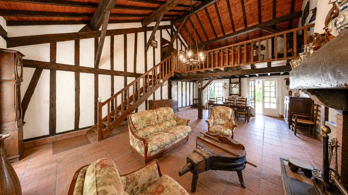 Image No.5-5 Bed House for sale