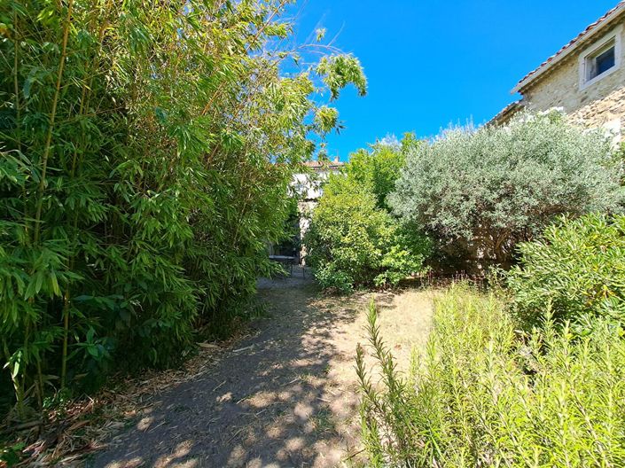 Image No.3-6 Bed House for sale