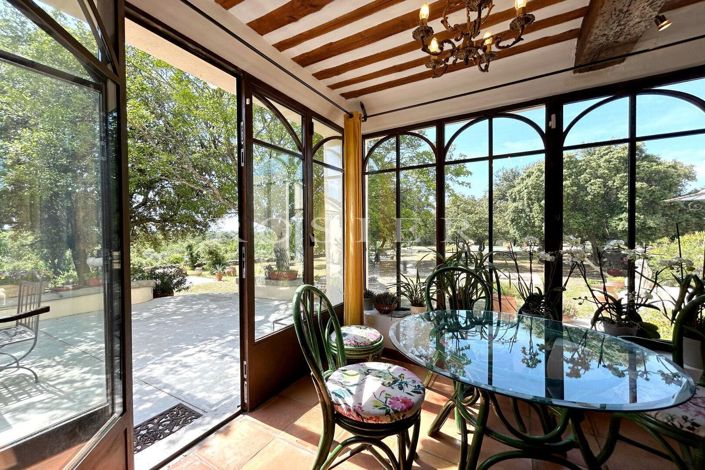 Image No.4-6 Bed House for sale