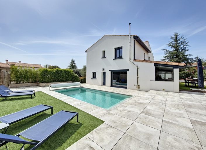 Image No.13-4 Bed House for sale