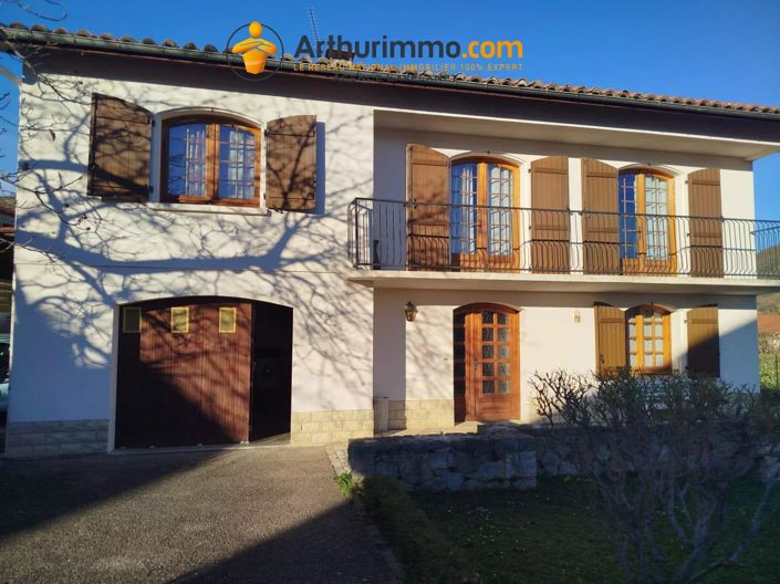 Image No.2-4 Bed House for sale