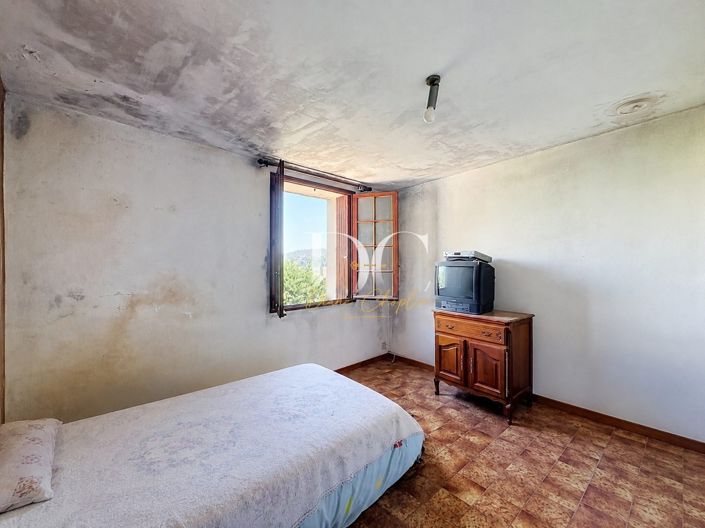 Image No.13-4 Bed House for sale