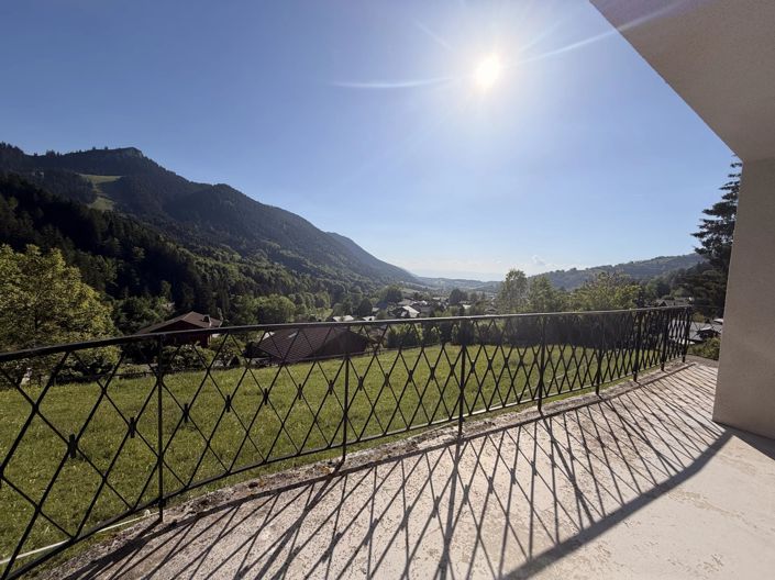 Image No.2-5 Bed House for sale