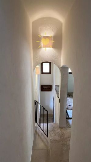Image No.24-4 Bed House for sale