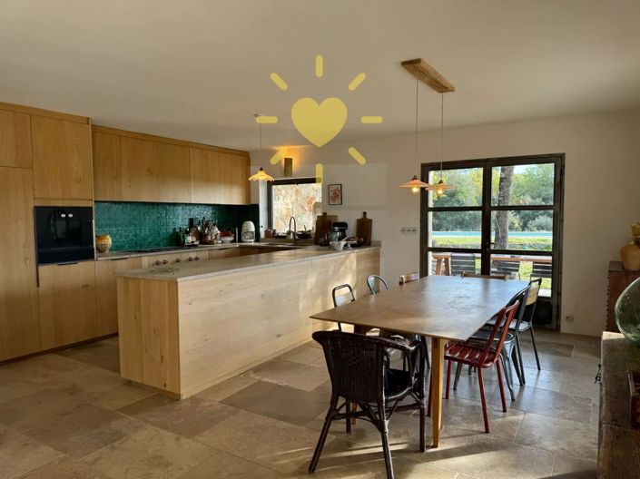 Image No.4-4 Bed House for sale