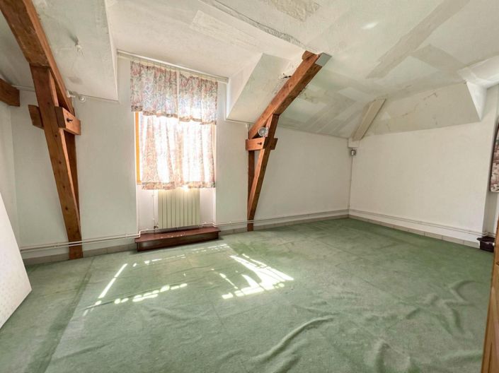 Image No.13-7 Bed House for sale