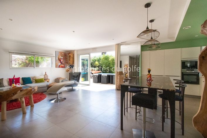 Image No.4-3 Bed House for sale