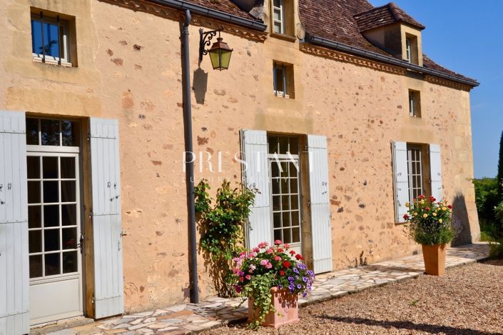 Image No.14-6 Bed House for sale
