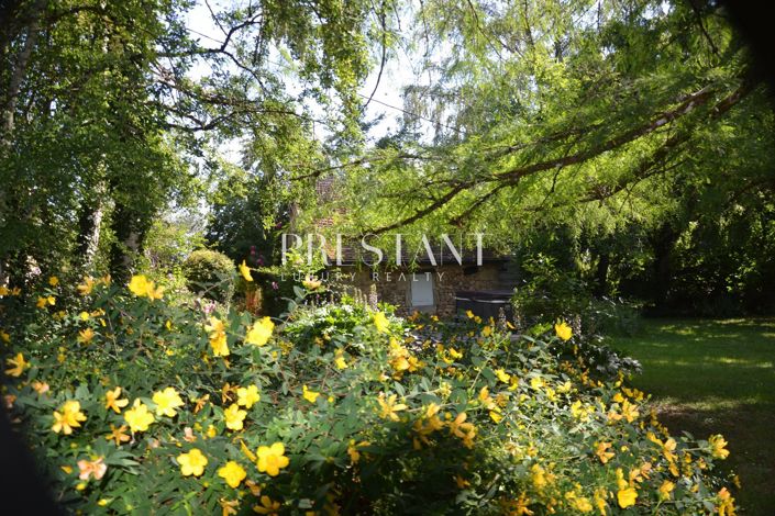 Image No.16-6 Bed House for sale