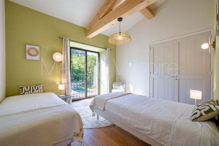 Image No.22-4 Bed House for sale