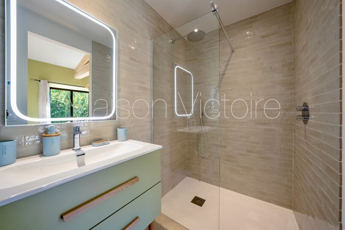Image No.26-4 Bed House for sale