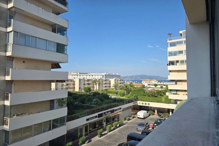 Image No.6-Appartement de 1 chambre à vendre à Cannes
