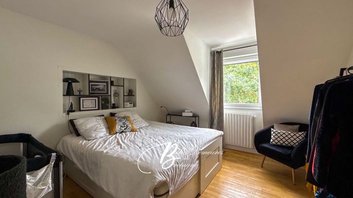 Image No.19-5 Bed House for sale
