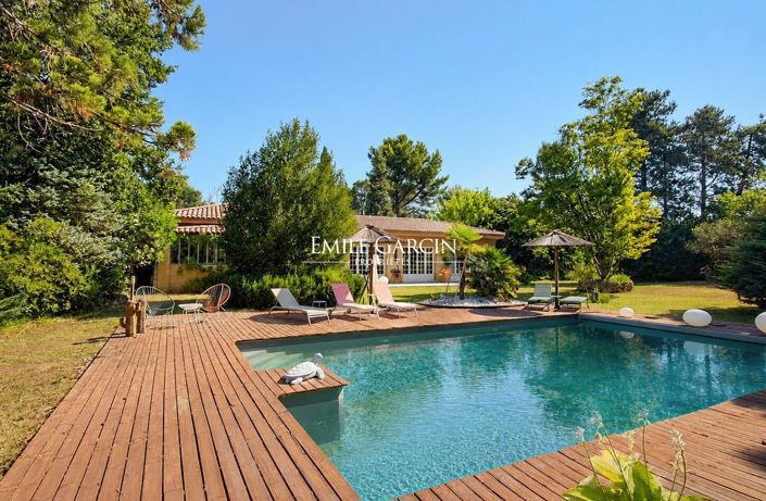 Image No.3-5 Bed House for sale