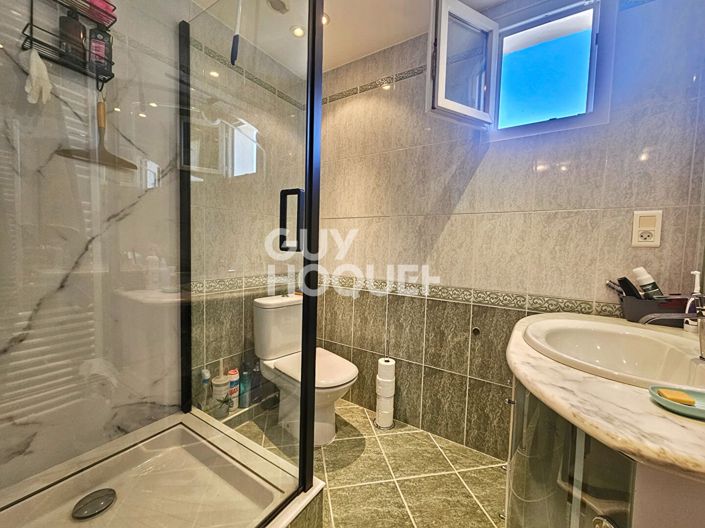 Image No.10-3 Bed House for sale