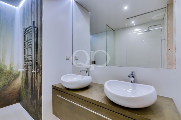 Image No.48-4 Bed House for sale