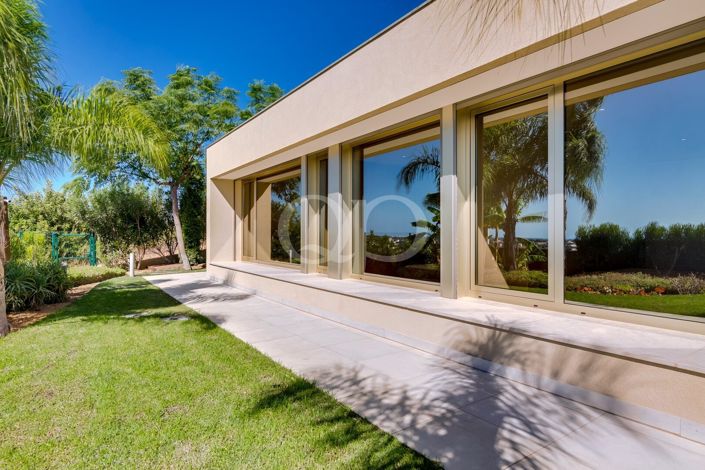 Image No.60-4 Bed House for sale