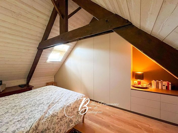 Image No.12-6 Bed House for sale