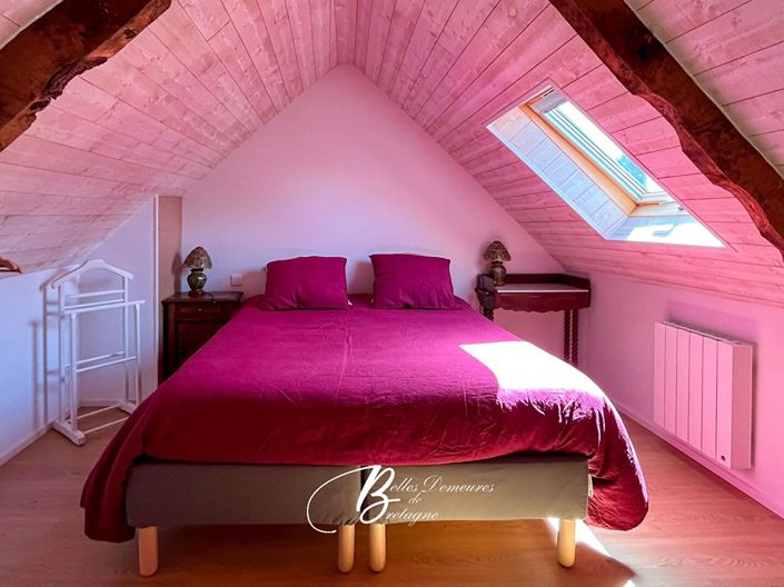 Image No.15-6 Bed House for sale