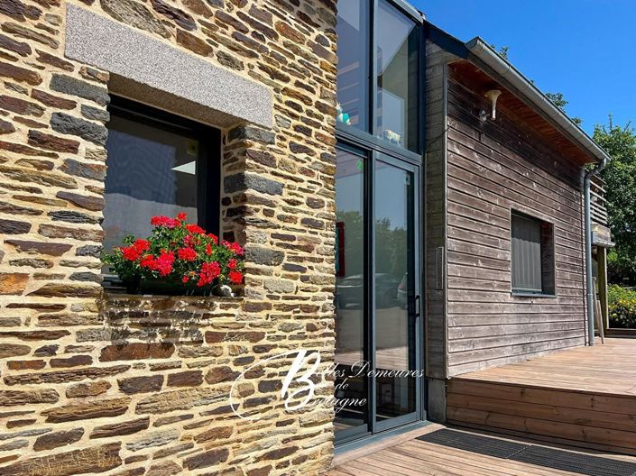 Image No.2-6 Bed House for sale