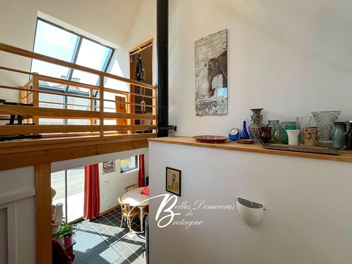 Image No.9-6 Bed House for sale
