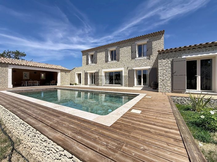 Image No.9-5 Bed House for sale